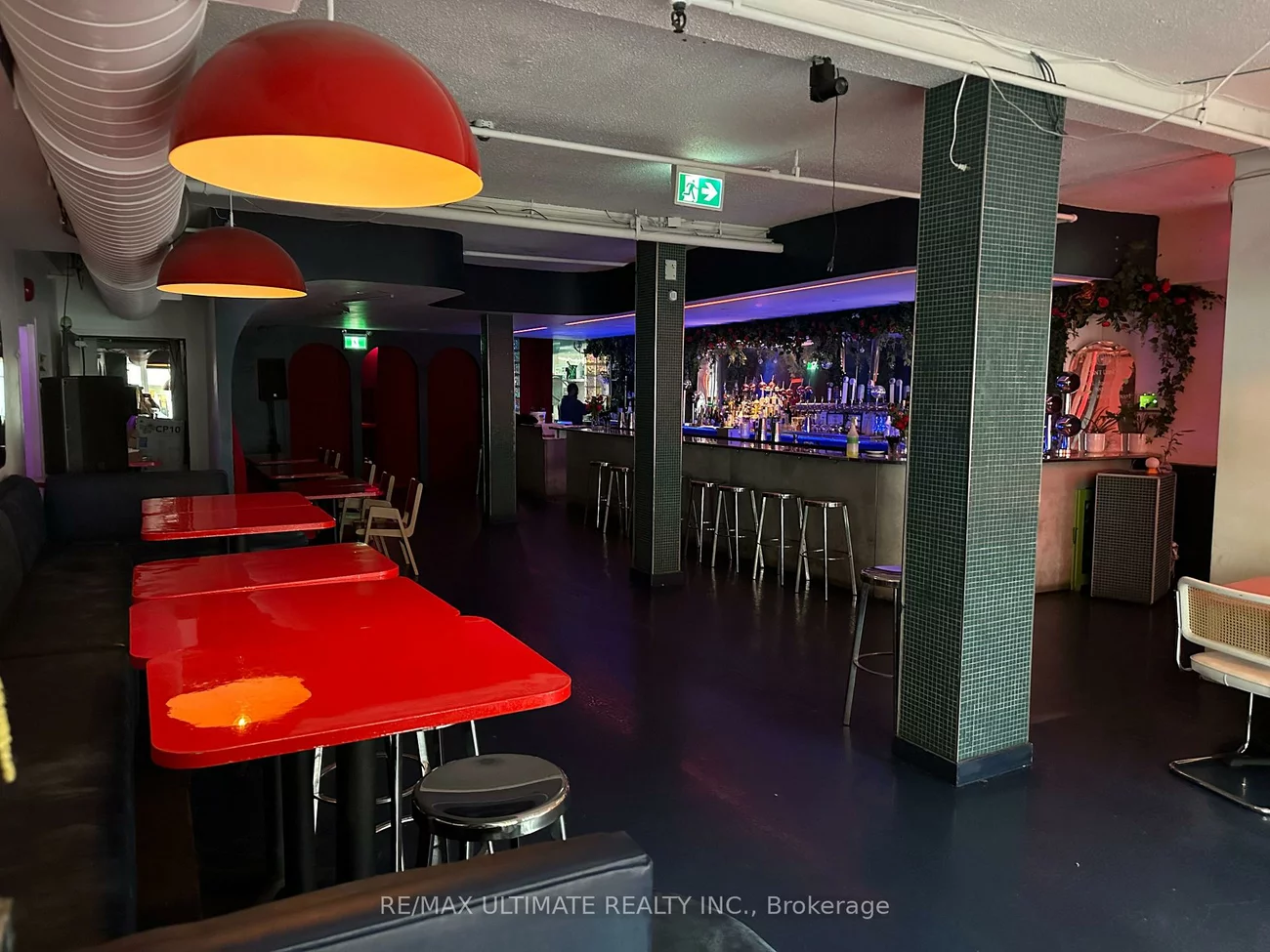 1166, Dundas, Little Portugal, Toronto