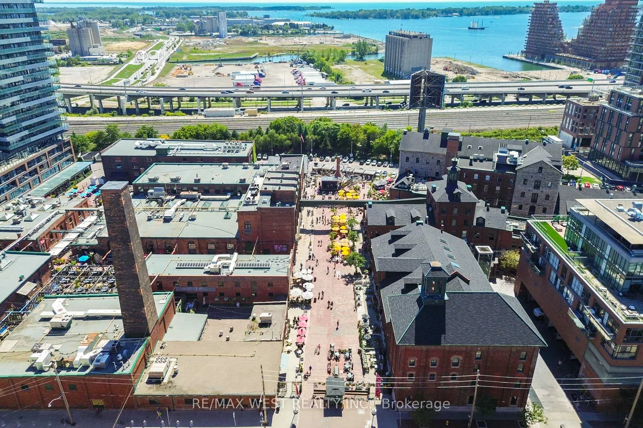 90, Distillery, Waterfront Communities C8, Toronto