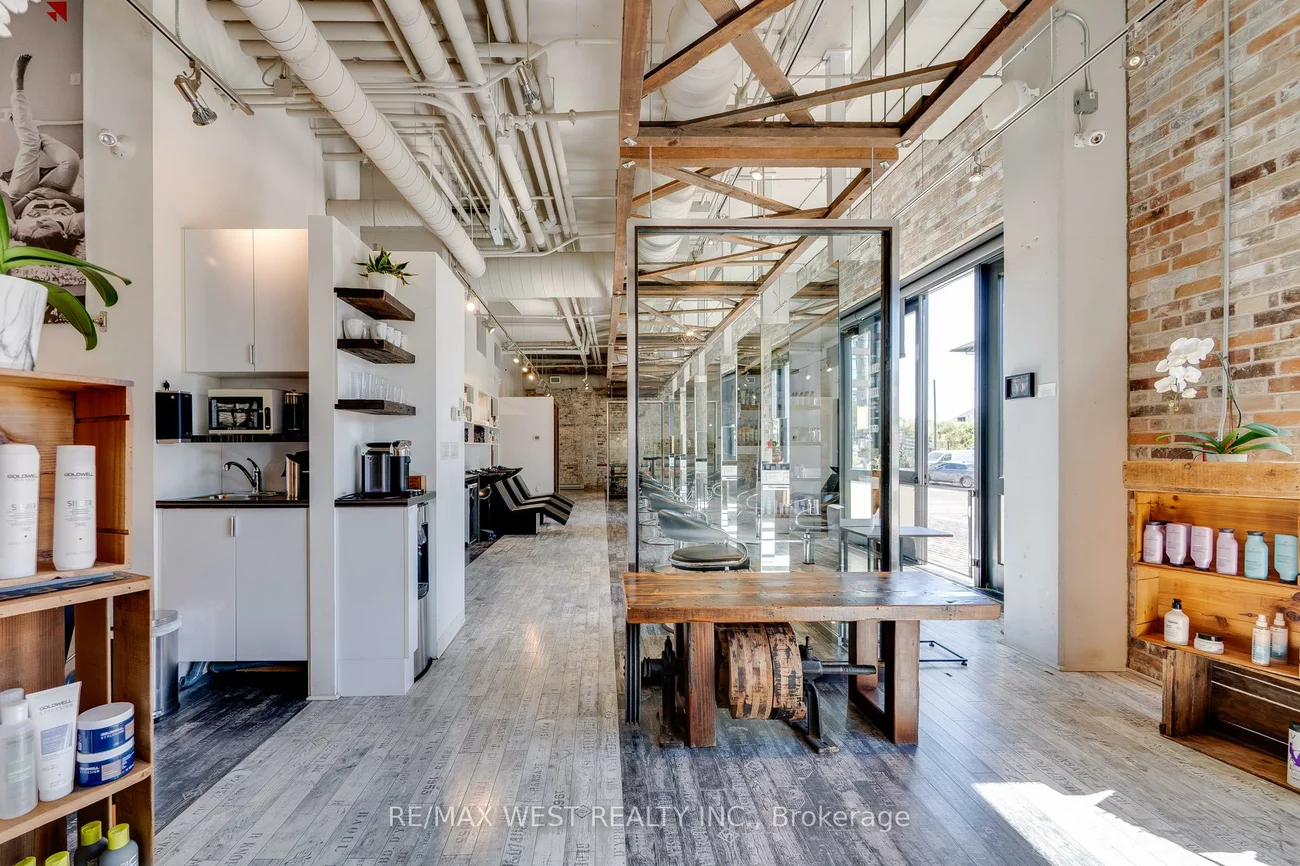 90, Distillery, Waterfront Communities C8, Toronto