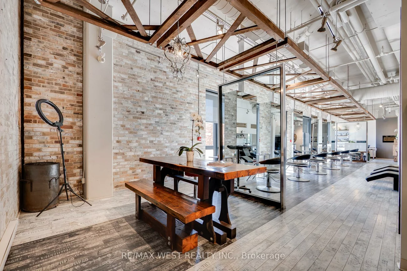 90, Distillery, Waterfront Communities C8, Toronto