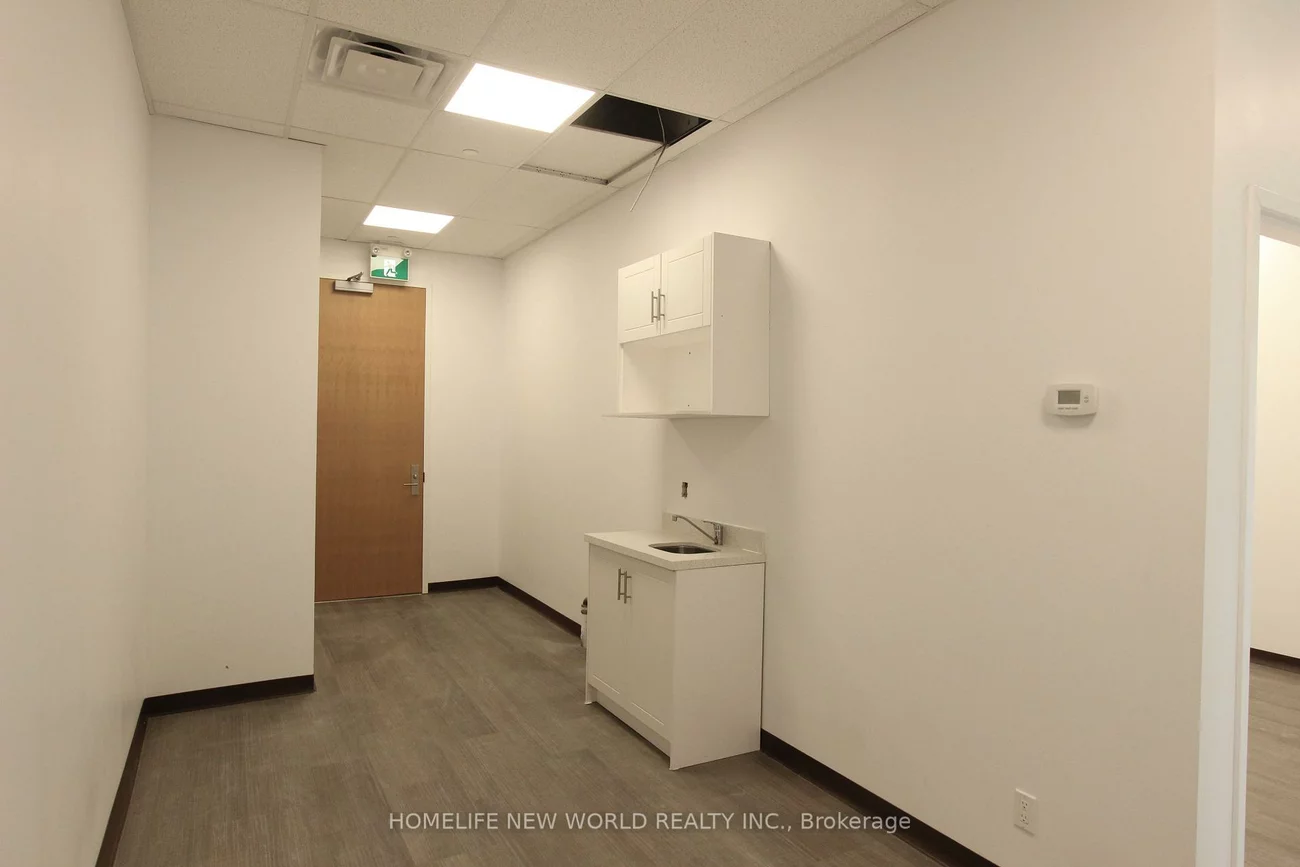 4789, Yonge, Willowdale East, Toronto