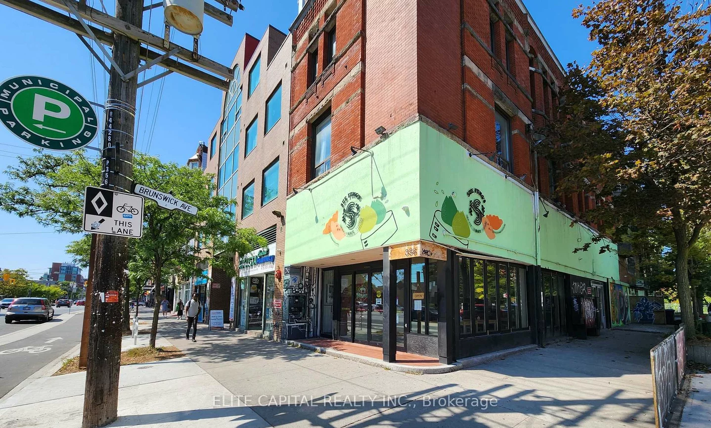 356, College, University, Toronto