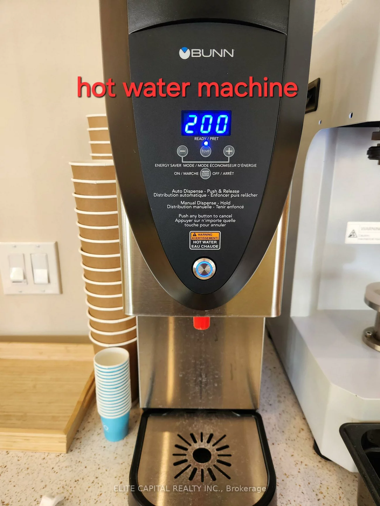 356, College, University, Toronto