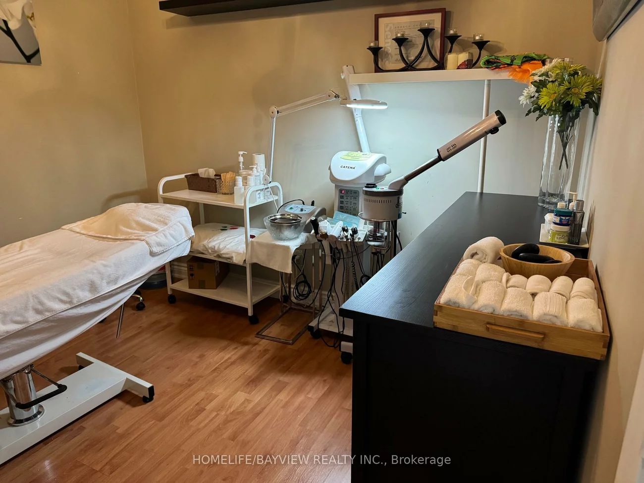 1881, Steeles, Bathurst Manor, Toronto