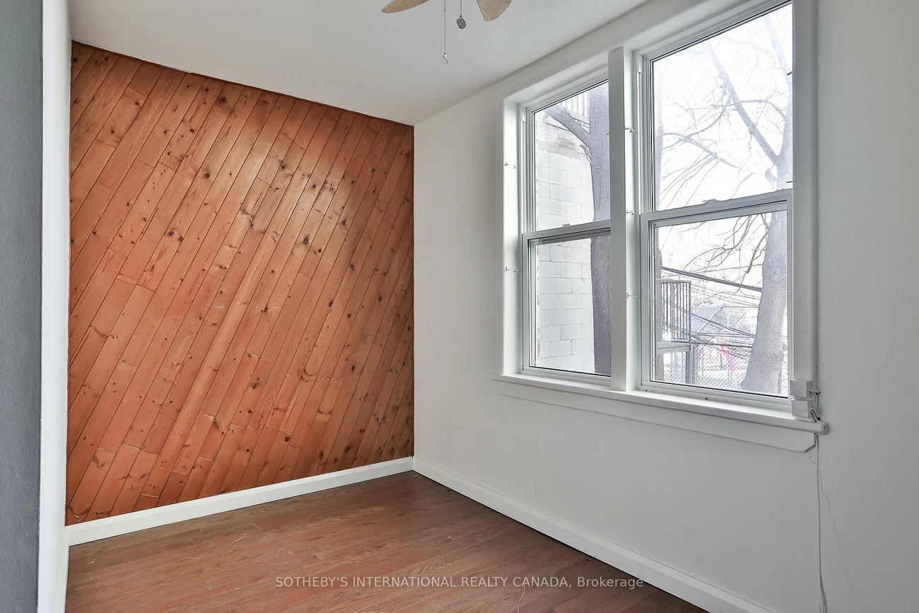 108, Scollard, Annex, Toronto