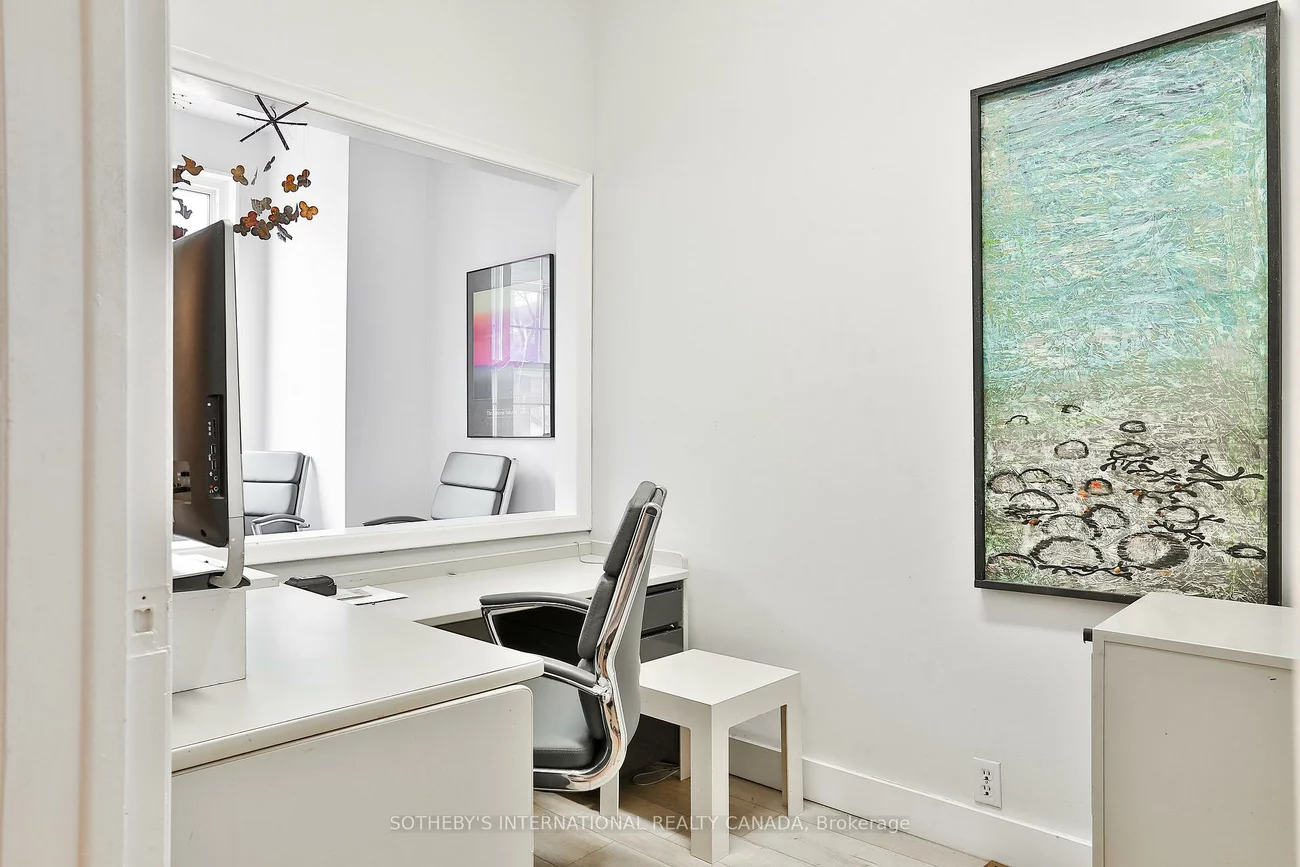 108, Scollard, Annex, Toronto