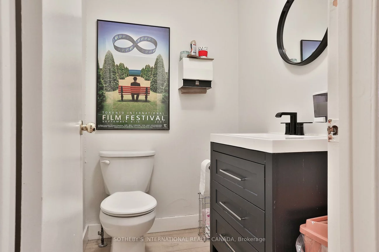 108, Scollard, Annex, Toronto