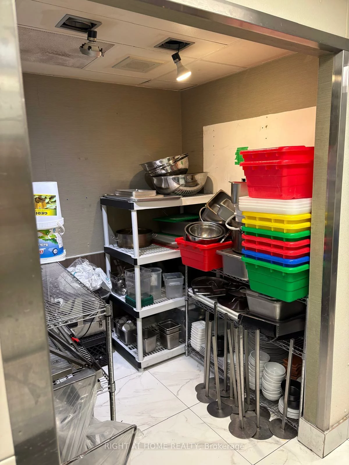 1807, Eglinton, Oakwood Village, Toronto