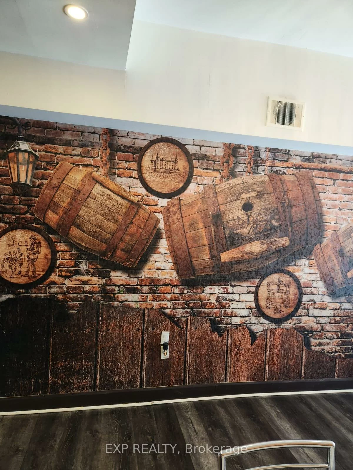 606, Bloor, Annex, Toronto