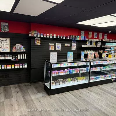 Commercial for sale, 201, KING ST, Moss Park, Toronto