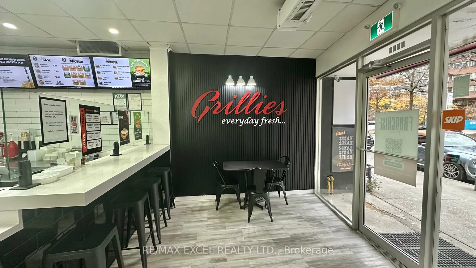 4905, Yonge, Willowdale East, Toronto