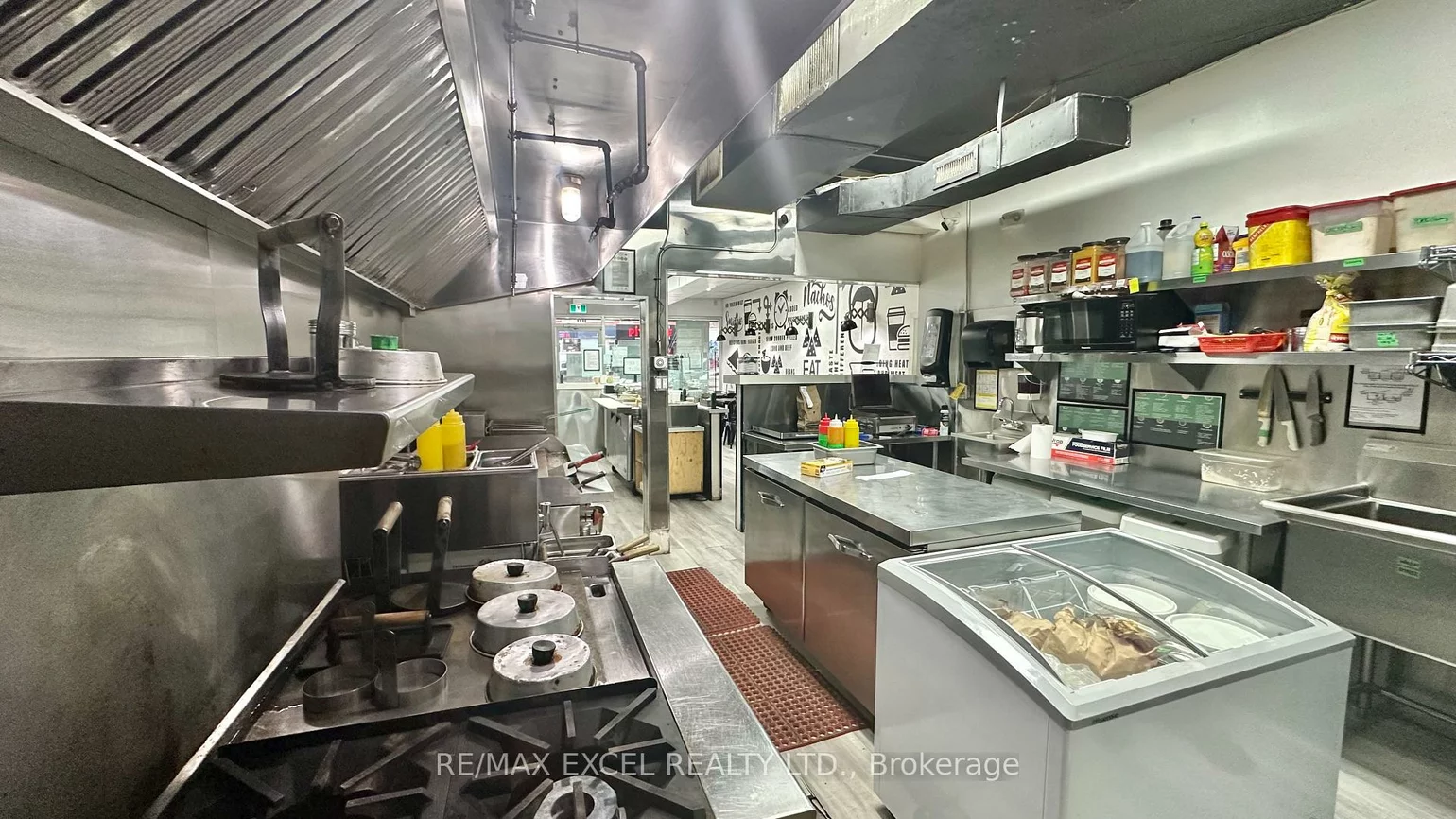 4905, Yonge, Willowdale East, Toronto