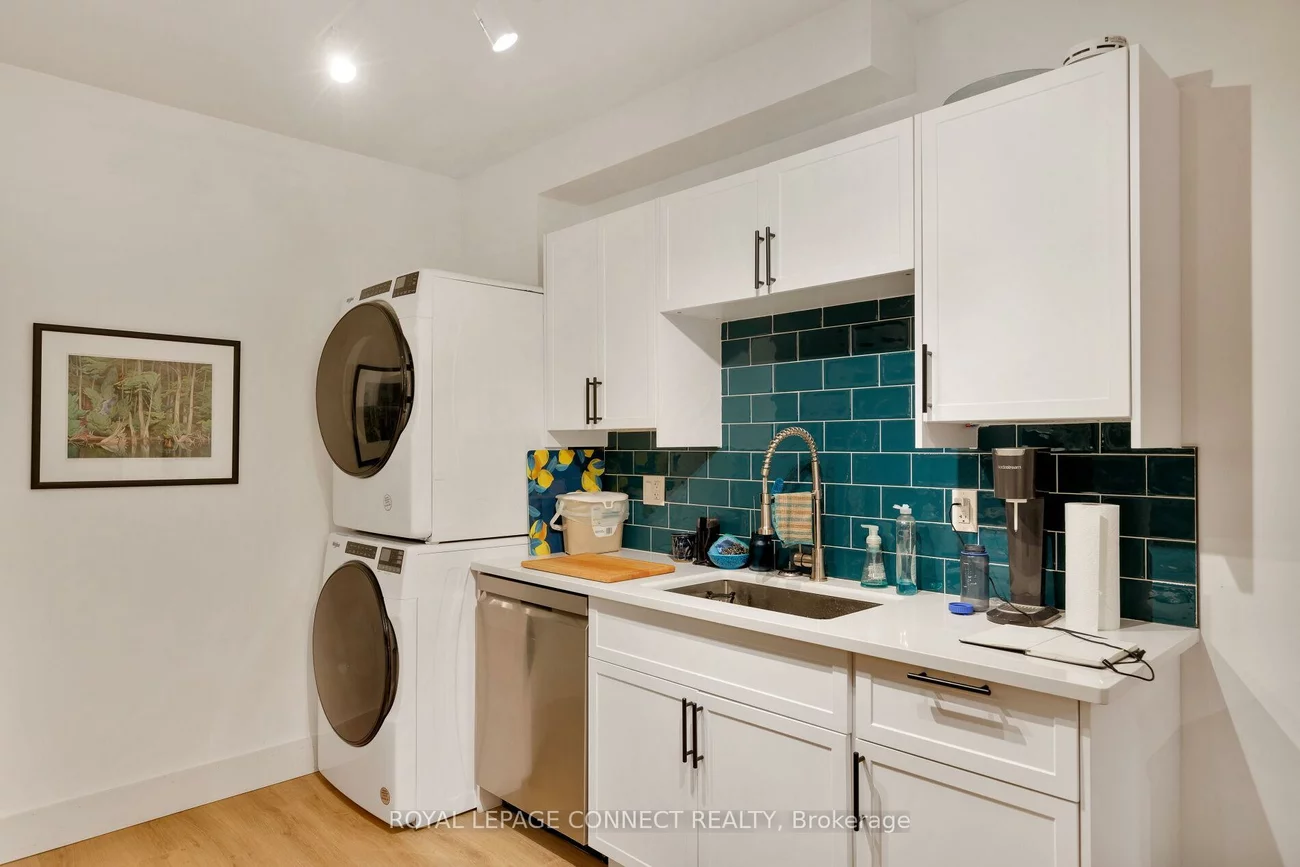 16, Rosemount, Wychwood, Toronto