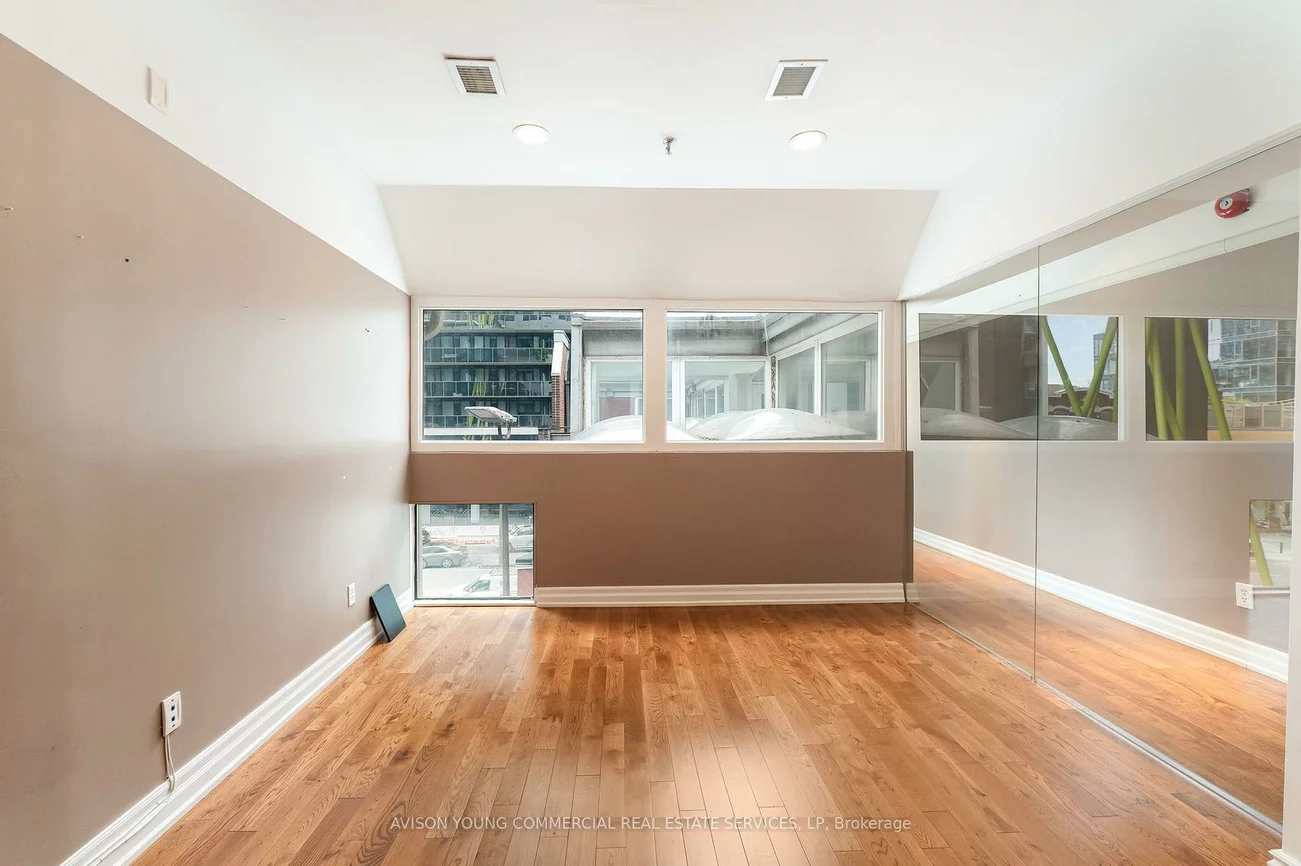 277, Richmond, Waterfront Communities C1, Toronto