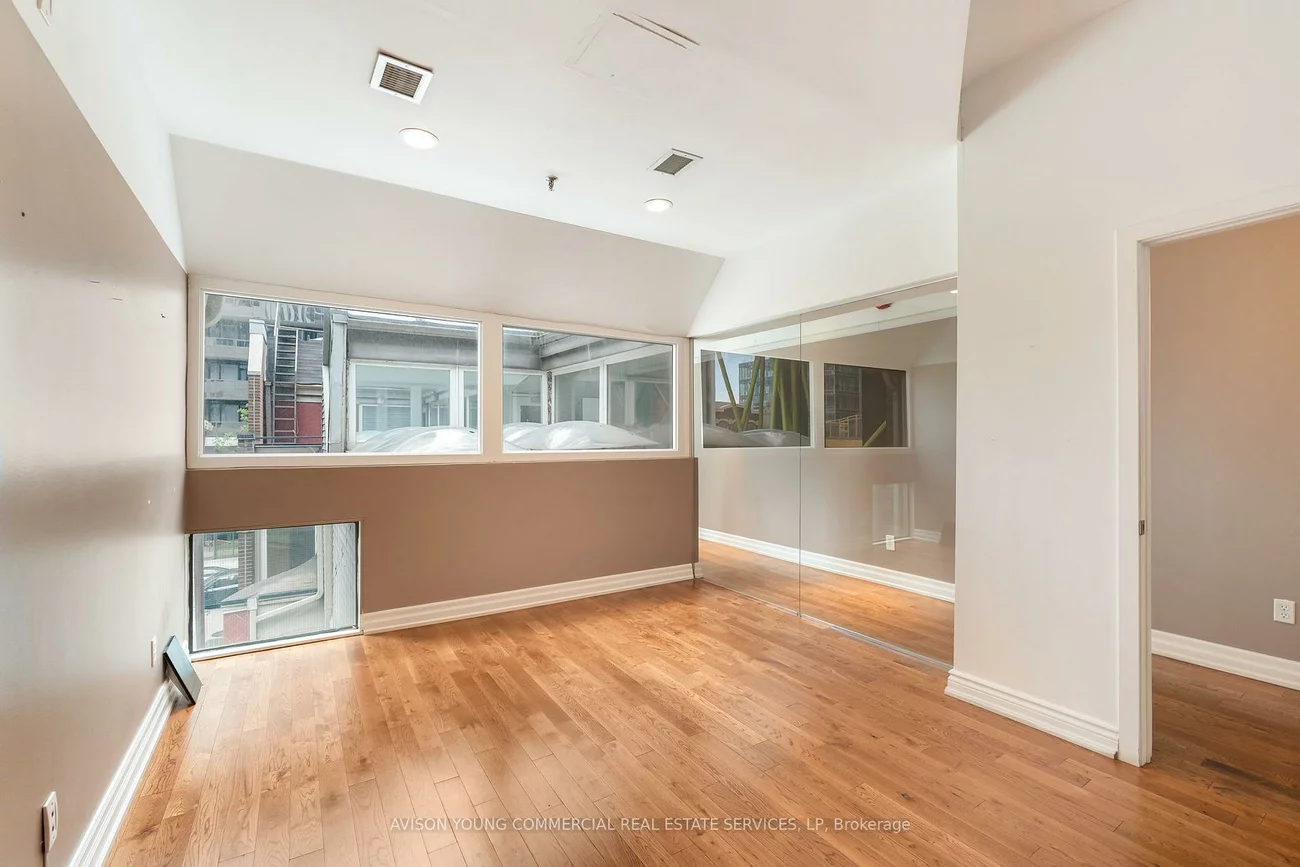 277, Richmond, Waterfront Communities C1, Toronto