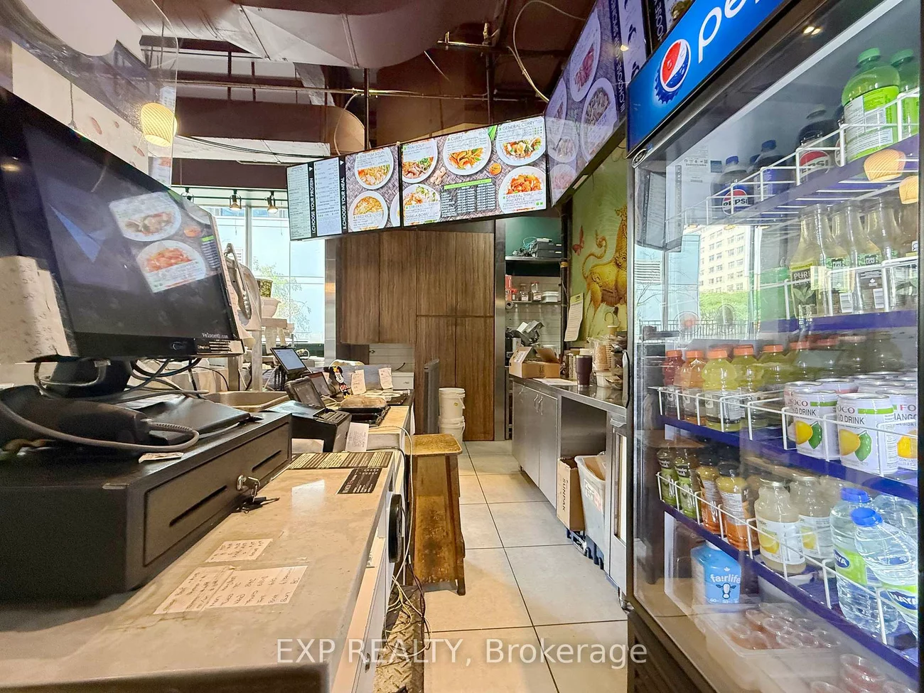 505, University, Bay Street Corridor, Toronto