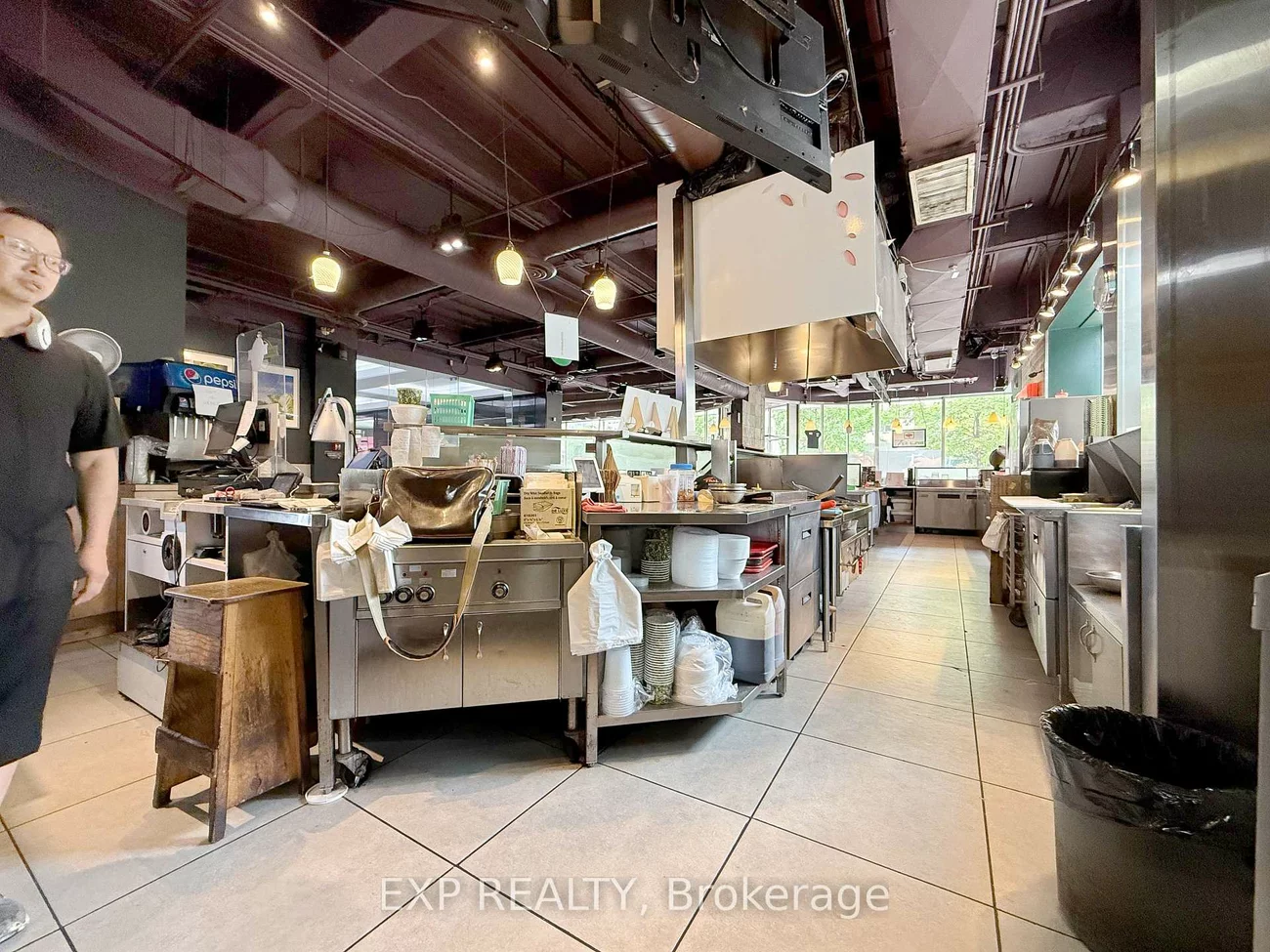 505, University, Bay Street Corridor, Toronto