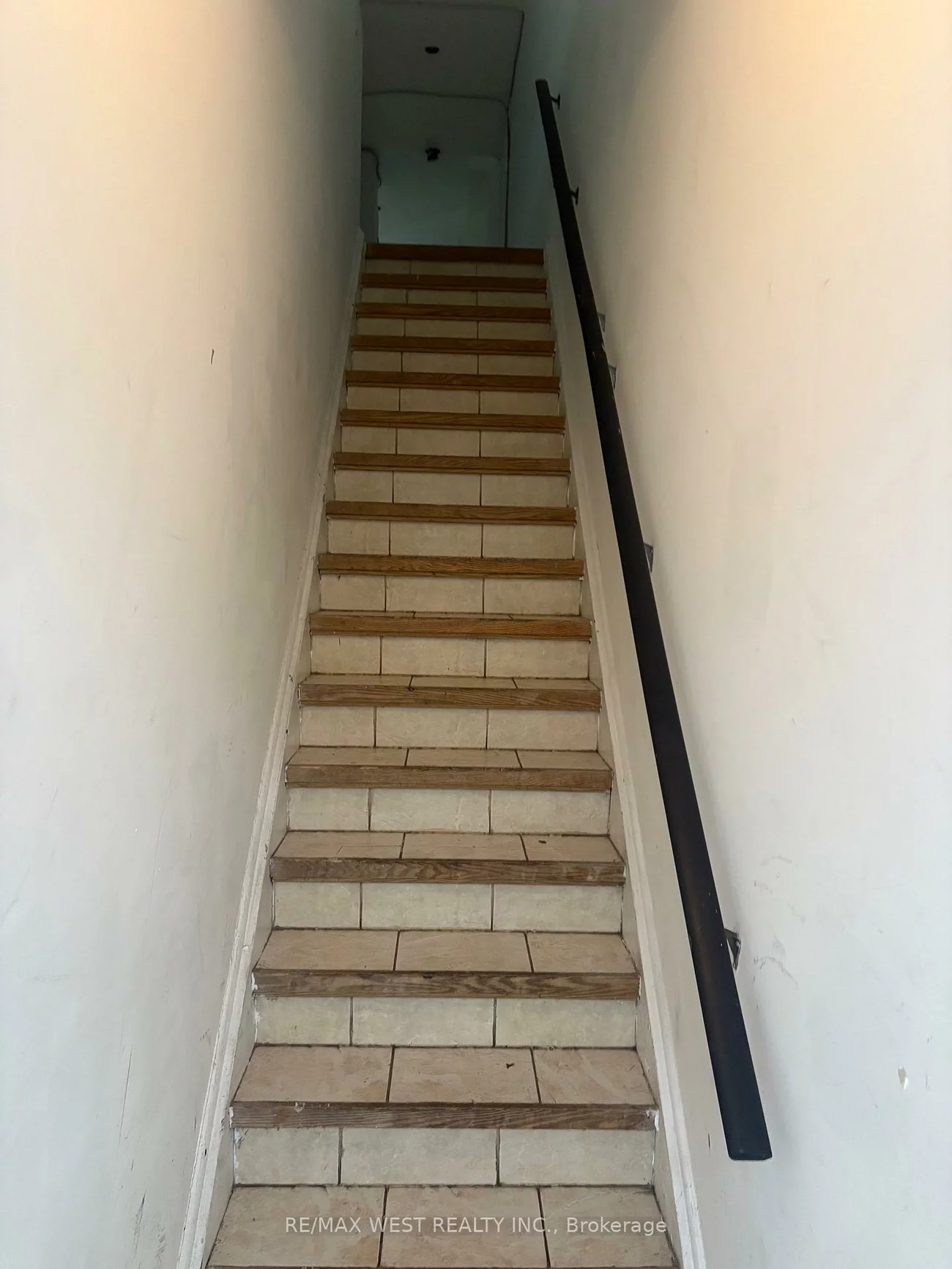 2057, Dufferin, Oakwood Village, Toronto