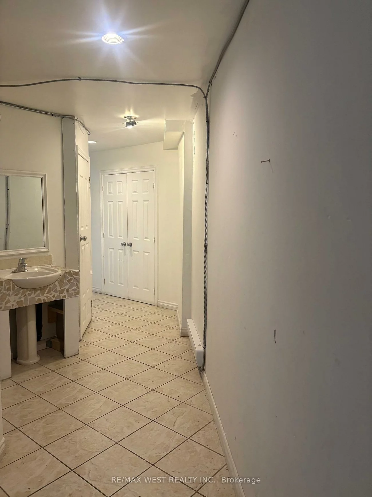 2057, Dufferin, Oakwood Village, Toronto