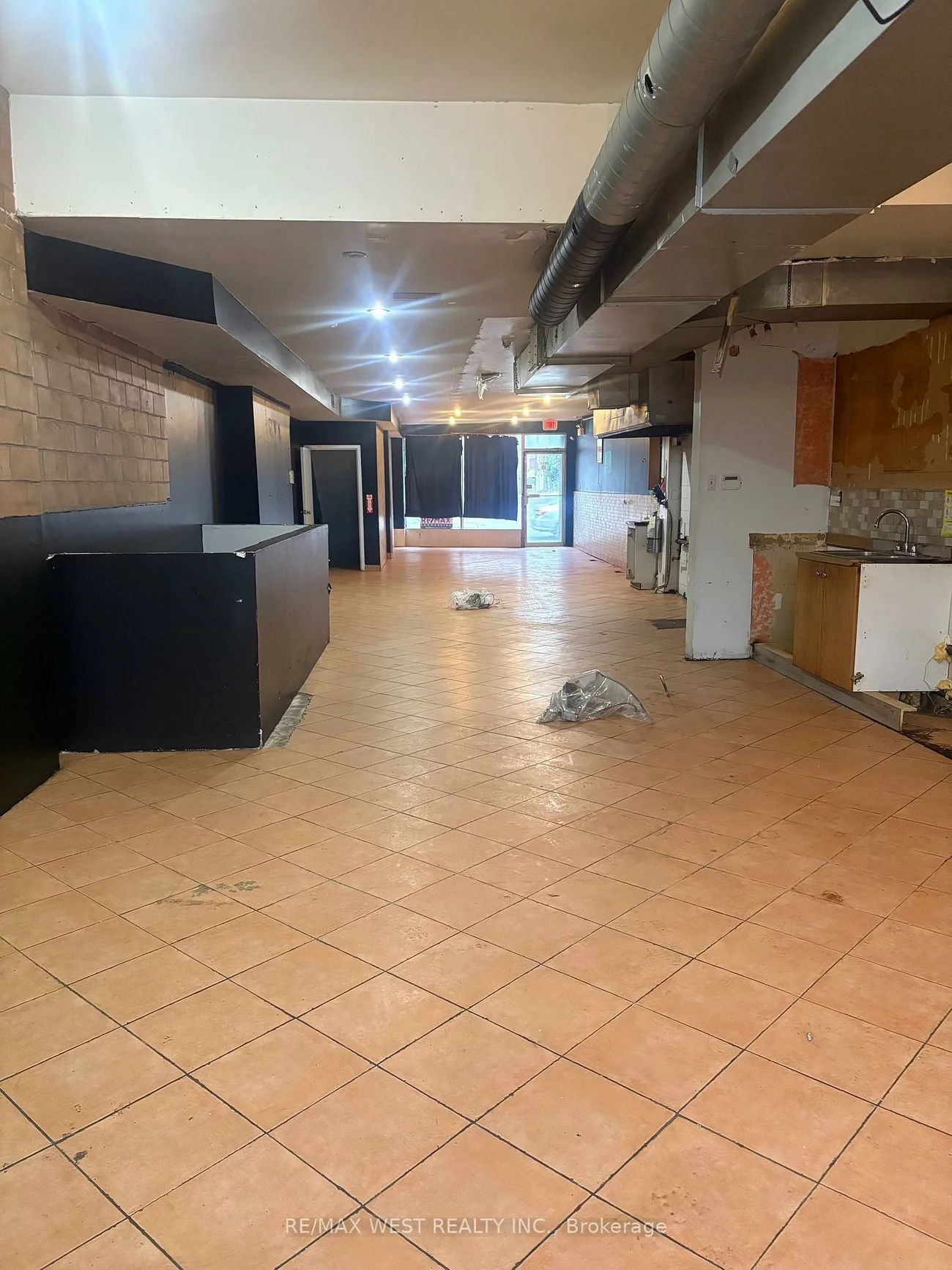 2057, Dufferin, Oakwood Village, Toronto