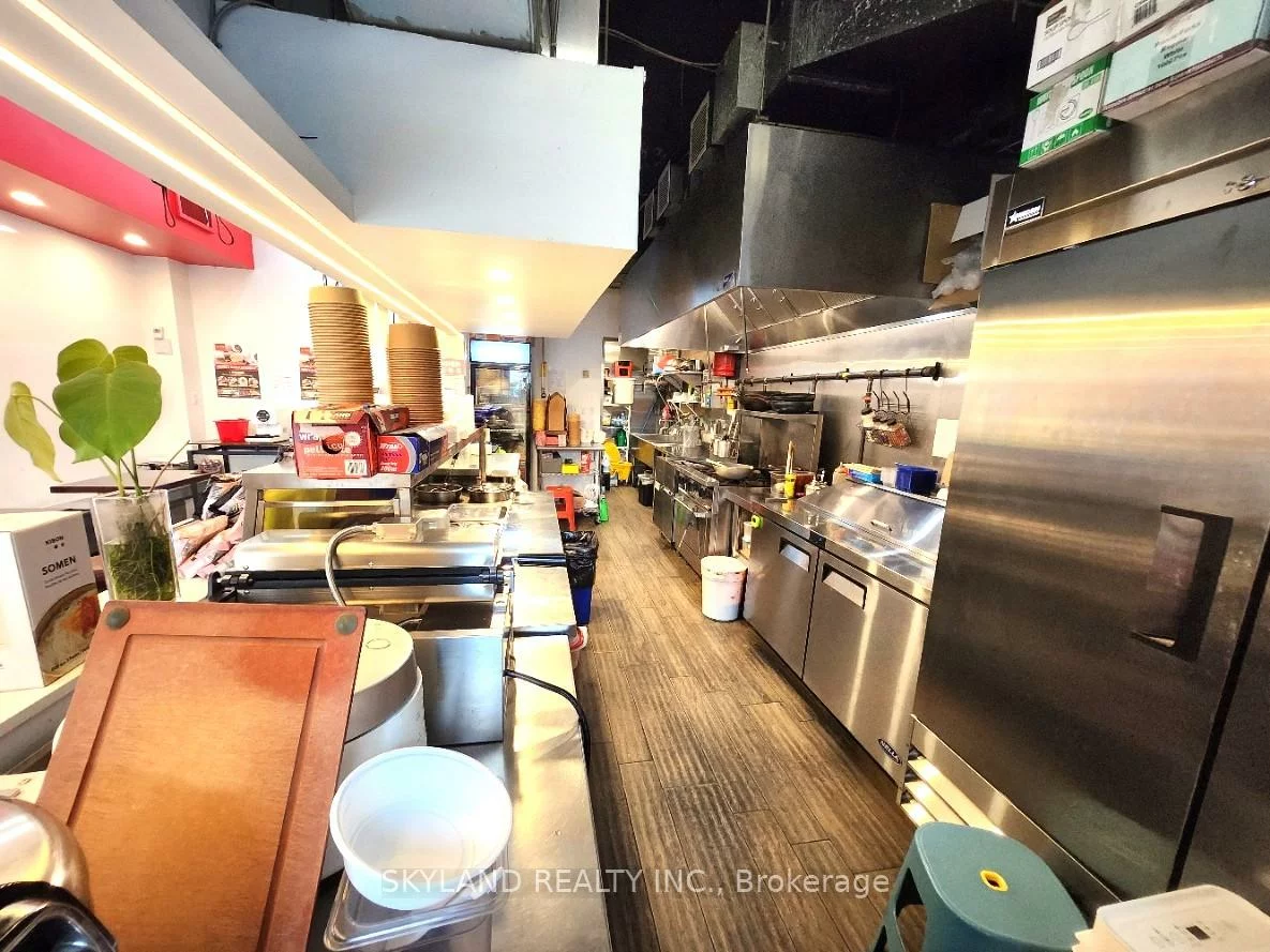 5369, Yonge, Willowdale East, Toronto