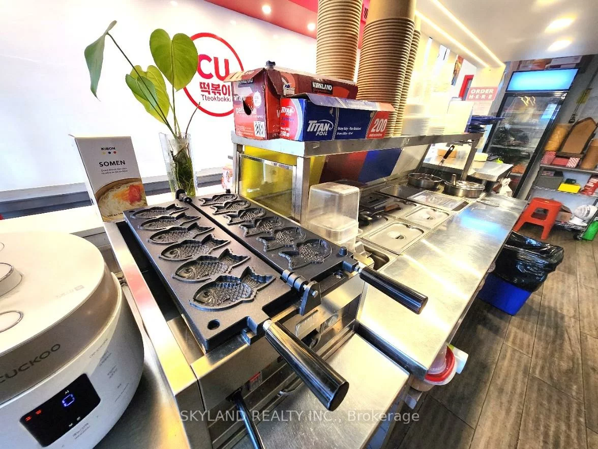 5369, Yonge, Willowdale East, Toronto