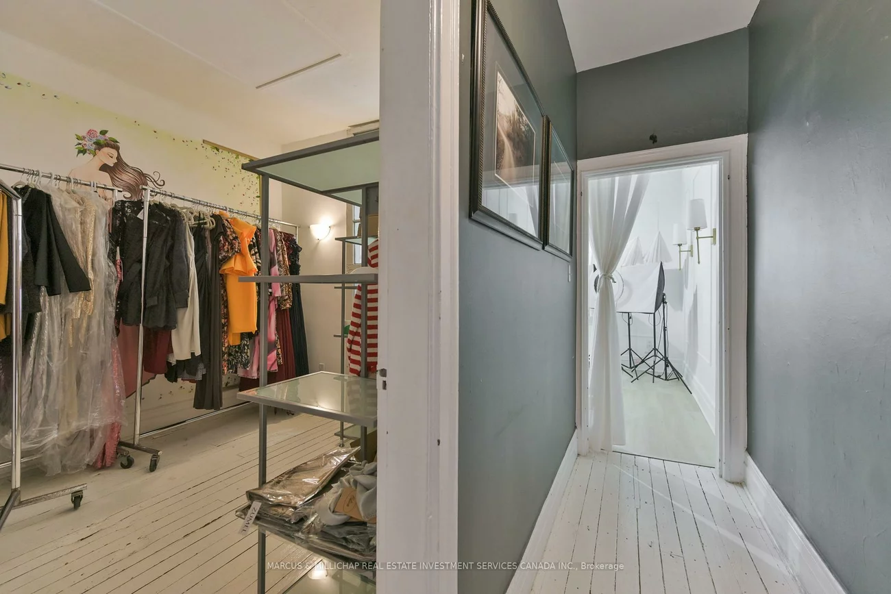 863, Queen, Niagara, Toronto