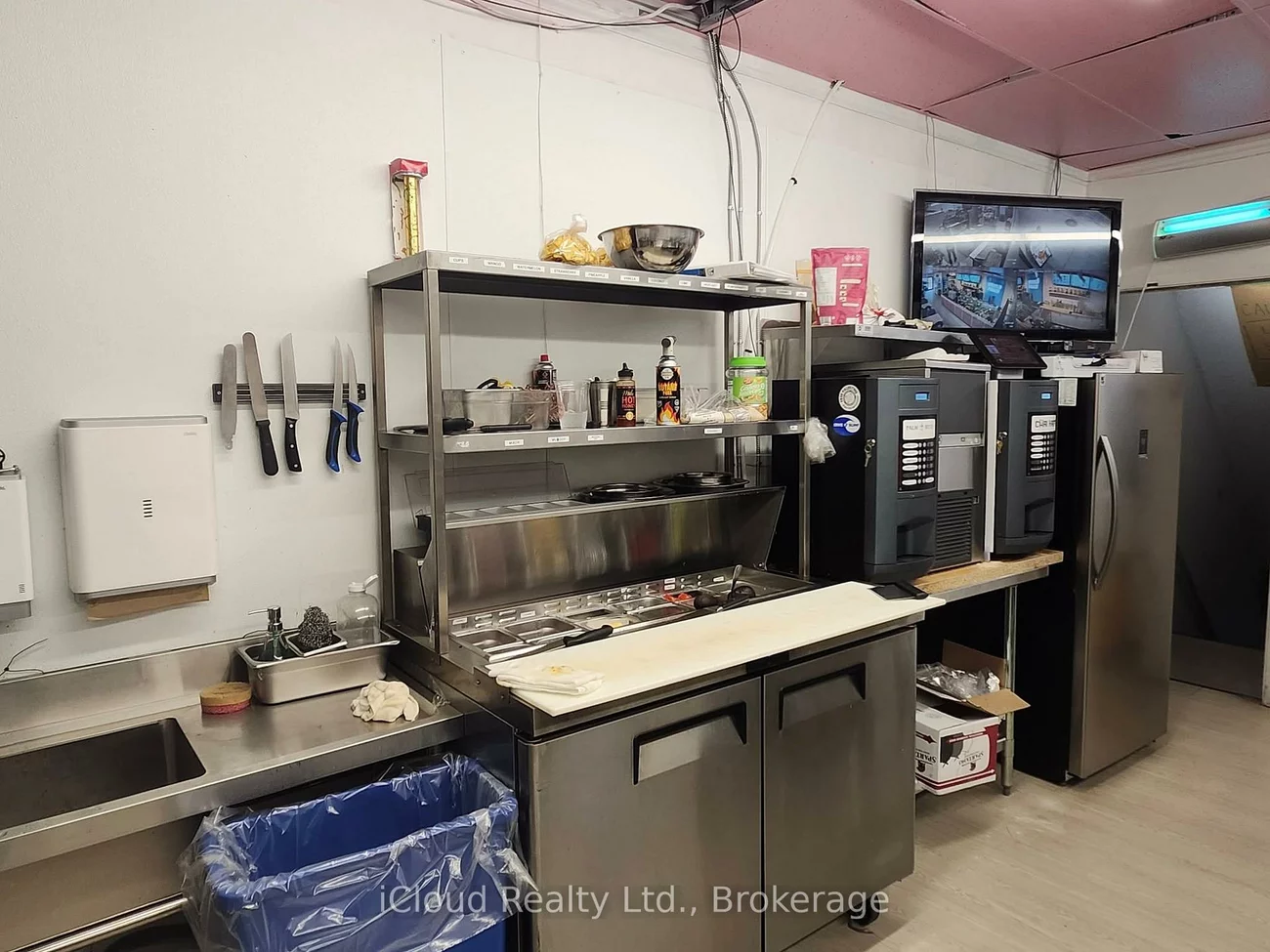 993, Bloor, Dufferin Grove, Toronto