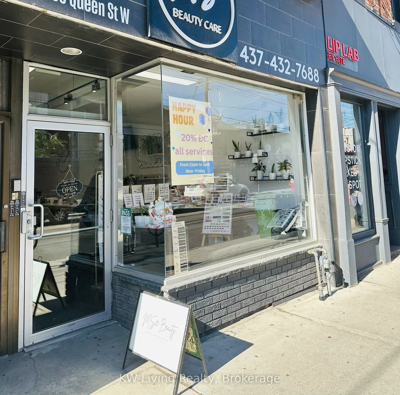 680, Queen, Trinity-Bellwoods, Toronto