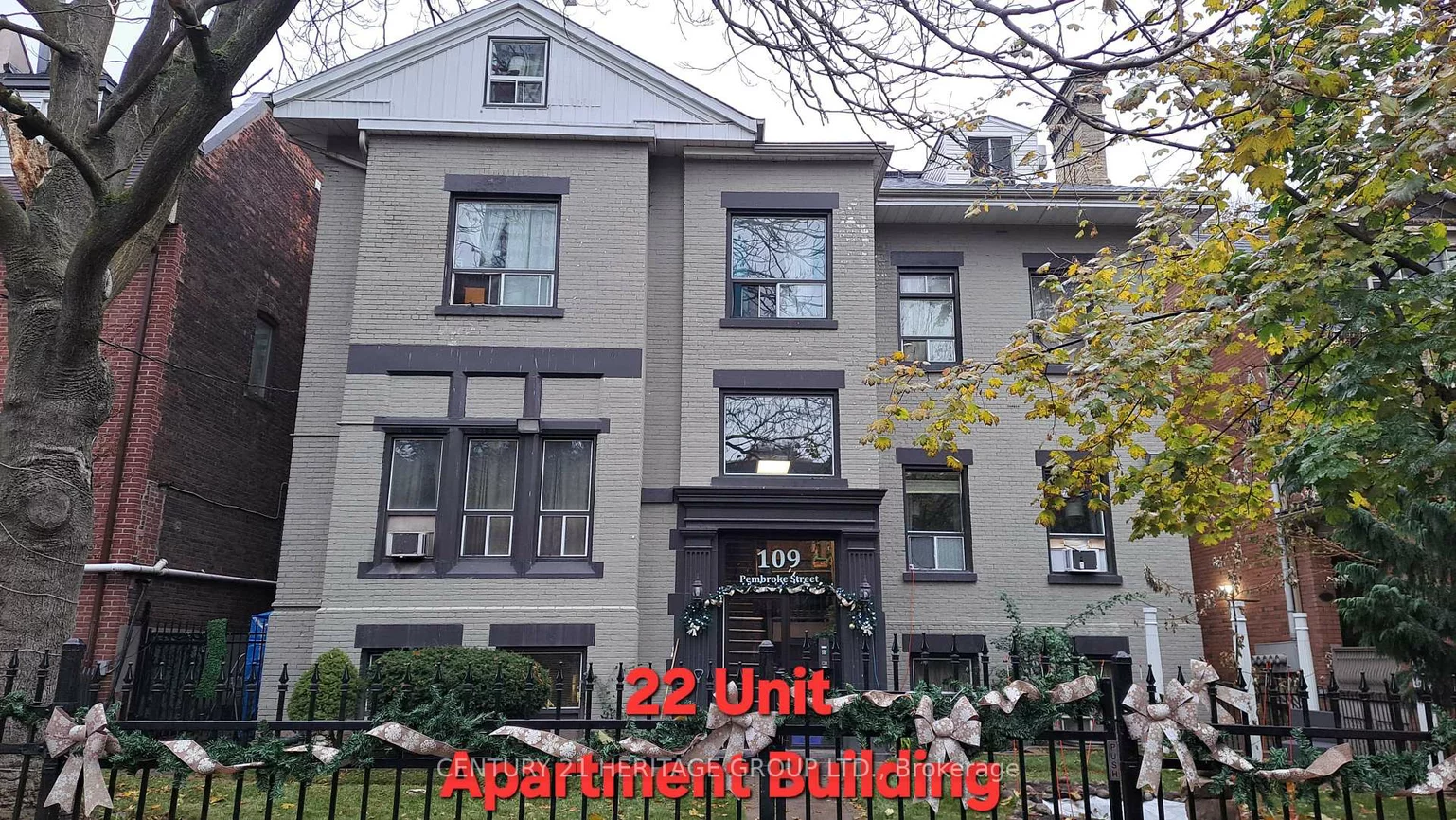 109, Pembroke, Moss Park, Toronto