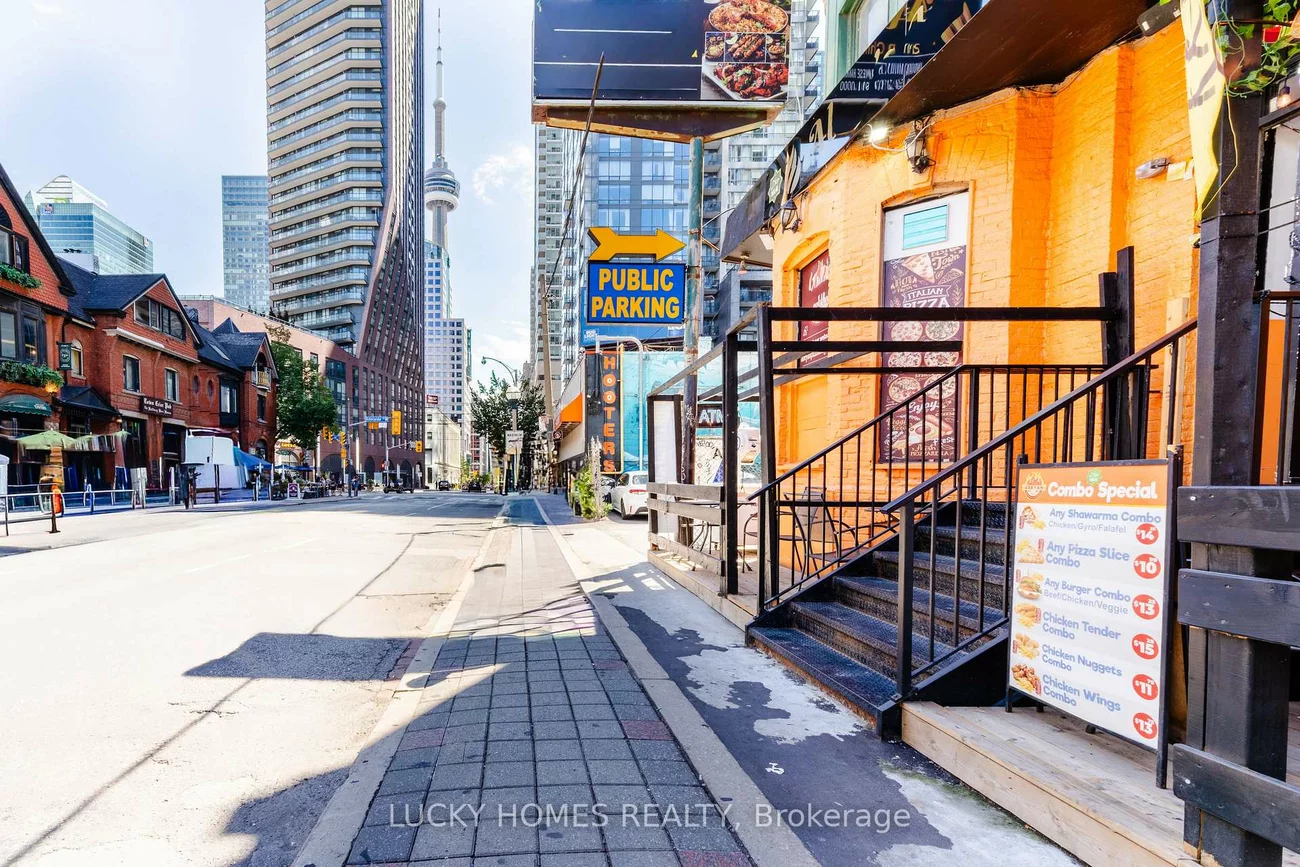 118, John, Waterfront Communities C1, Toronto