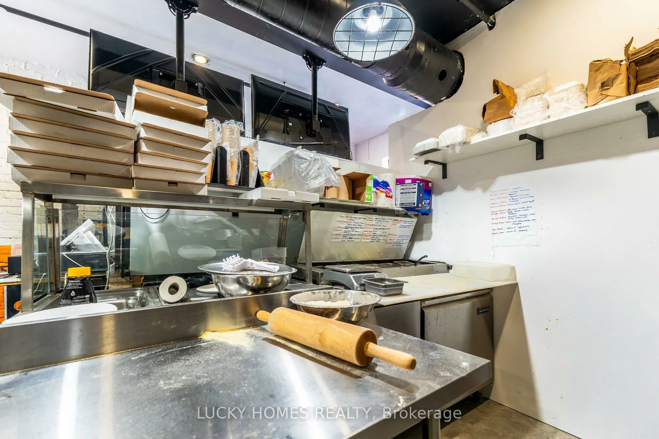 118, John, Waterfront Communities C1, Toronto