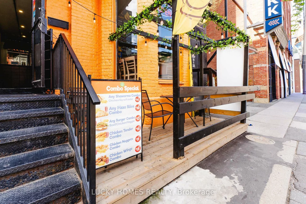 118, John, Waterfront Communities C1, Toronto