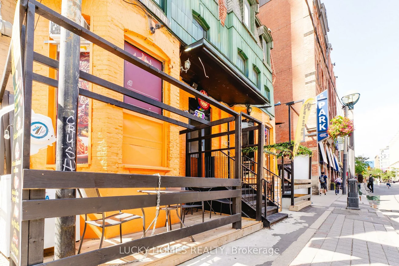 118, John, Waterfront Communities C1, Toronto