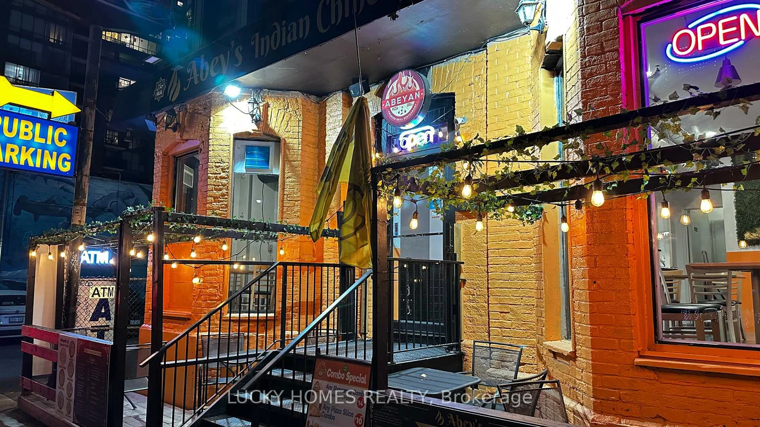 118, John, Waterfront Communities C1, Toronto