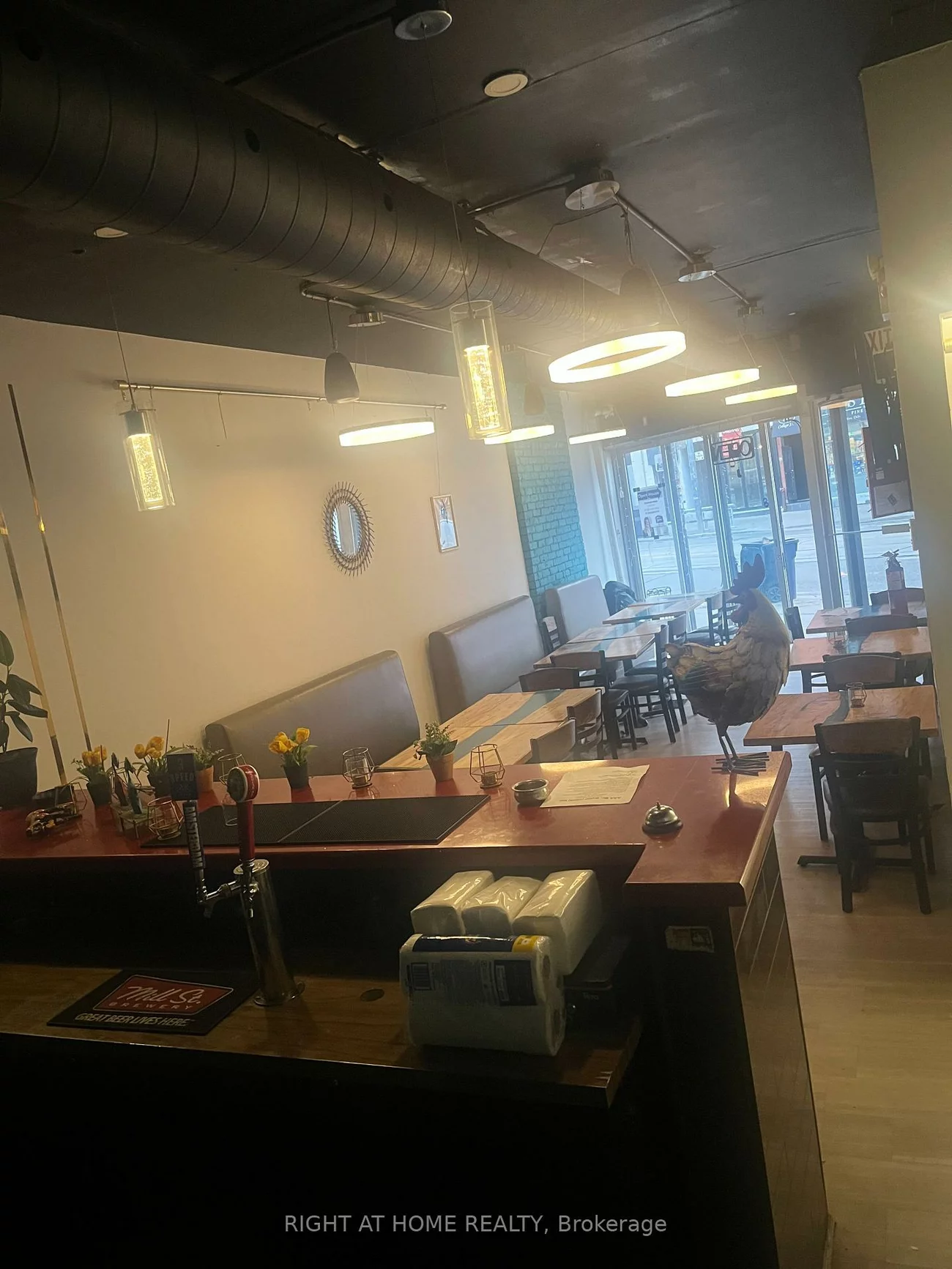 648, College, Palmerston-Little Italy, Toronto