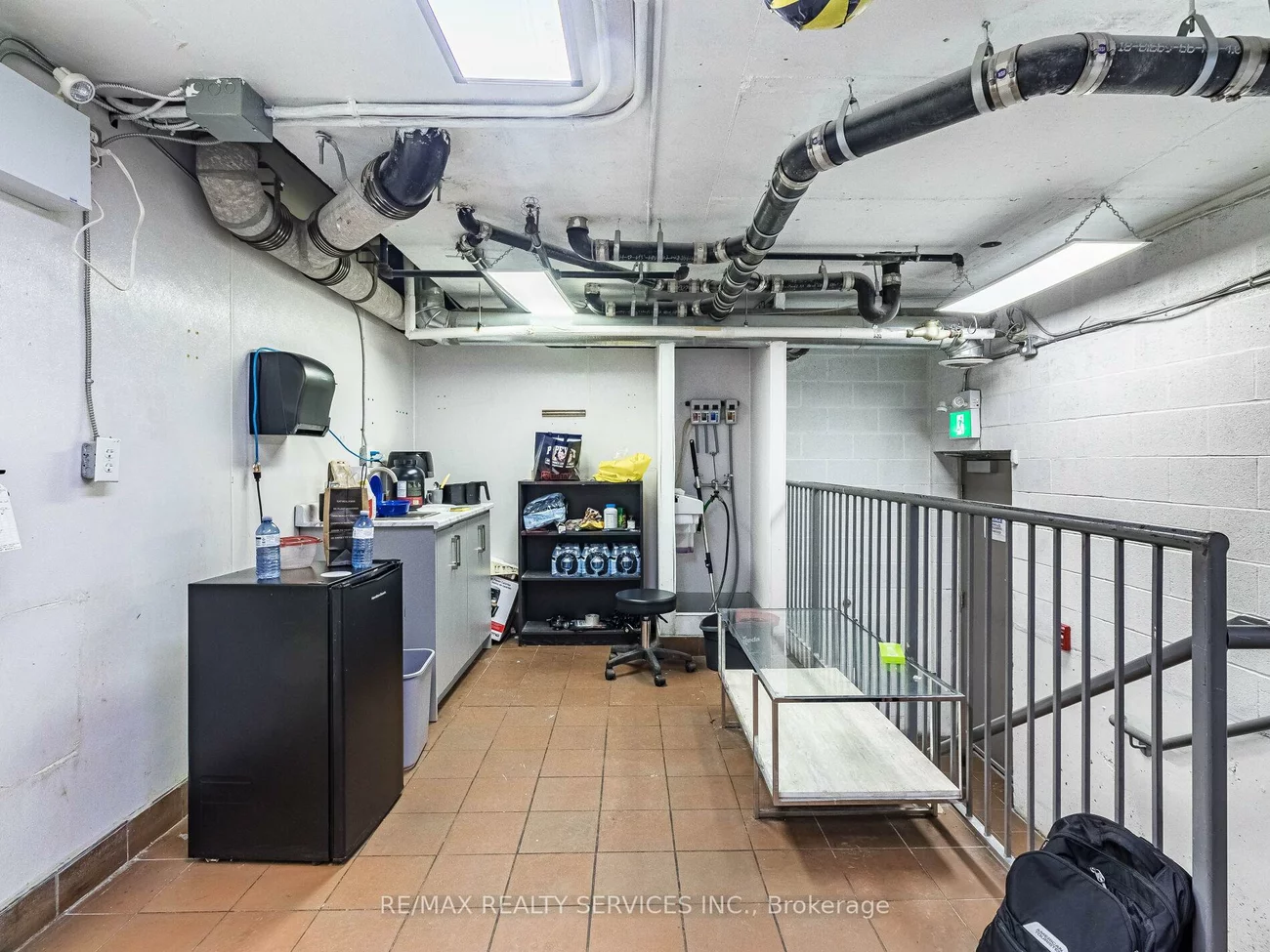 16, Church, Waterfront Communities C8, Toronto