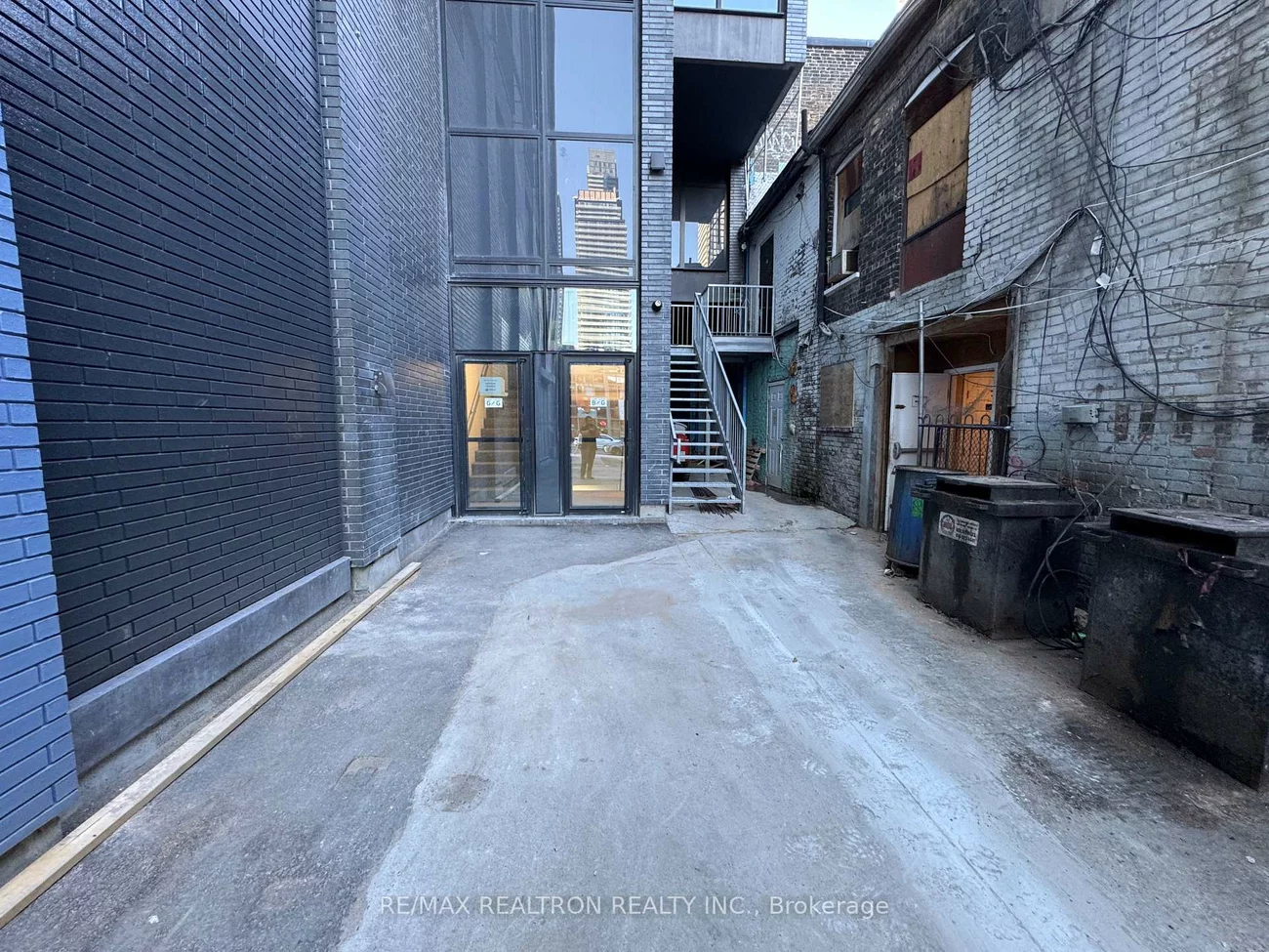 582, Yonge, Bay Street Corridor, Toronto