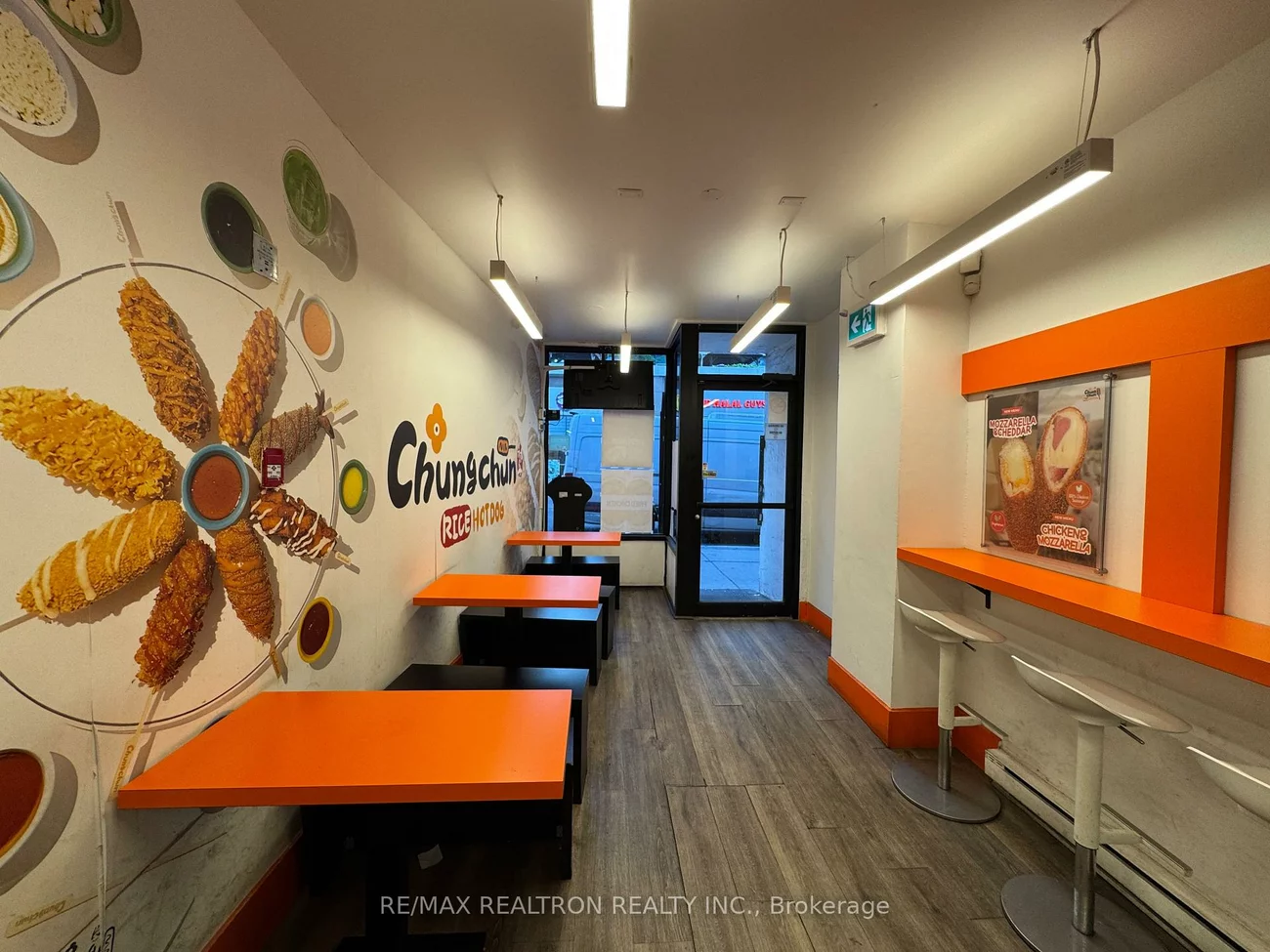 582, Yonge, Bay Street Corridor, Toronto