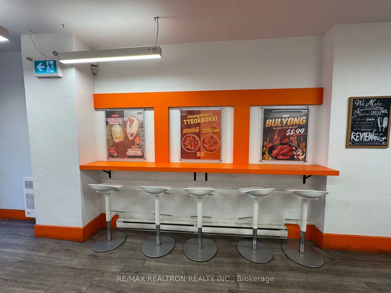 582, Yonge, Bay Street Corridor, Toronto