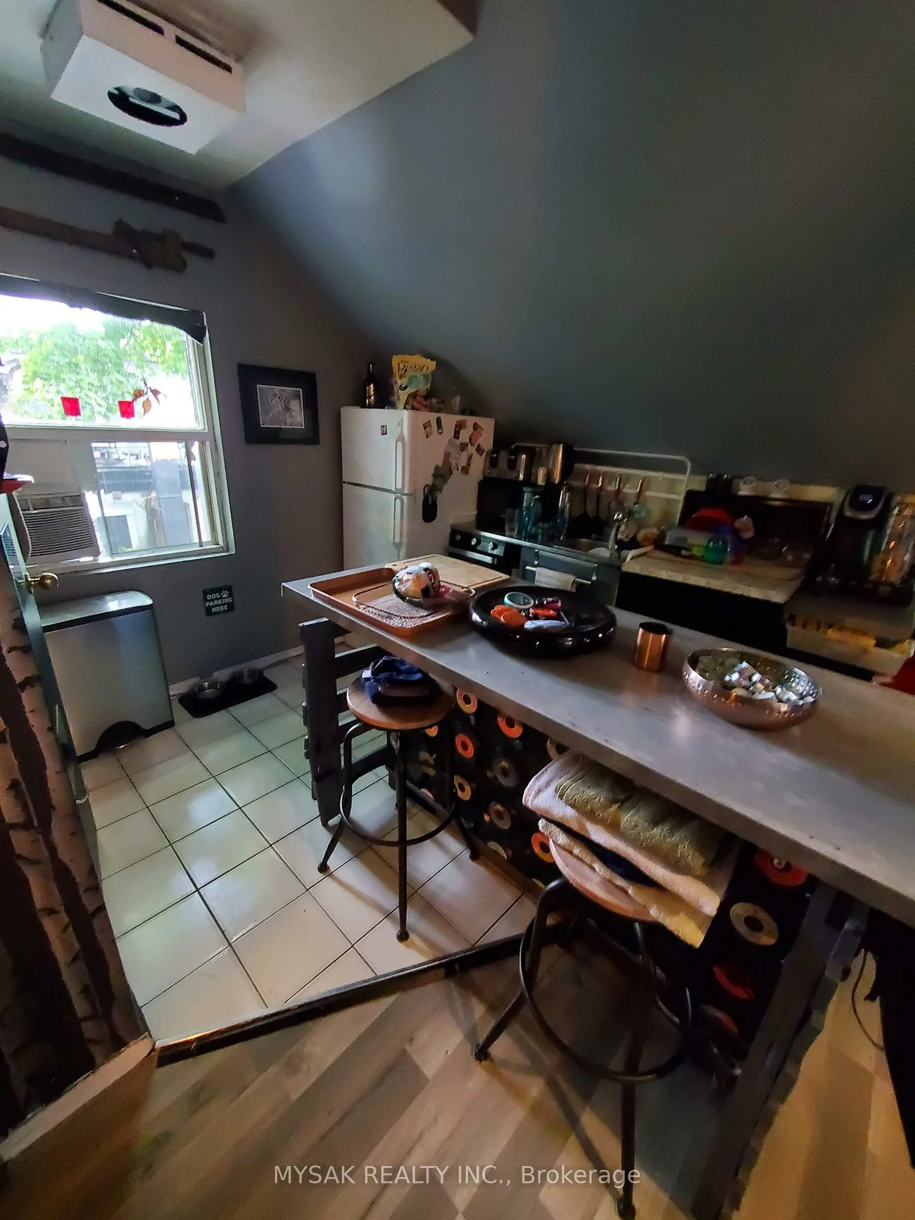 50-52, Dundonald, Church-Yonge Corridor, Toronto