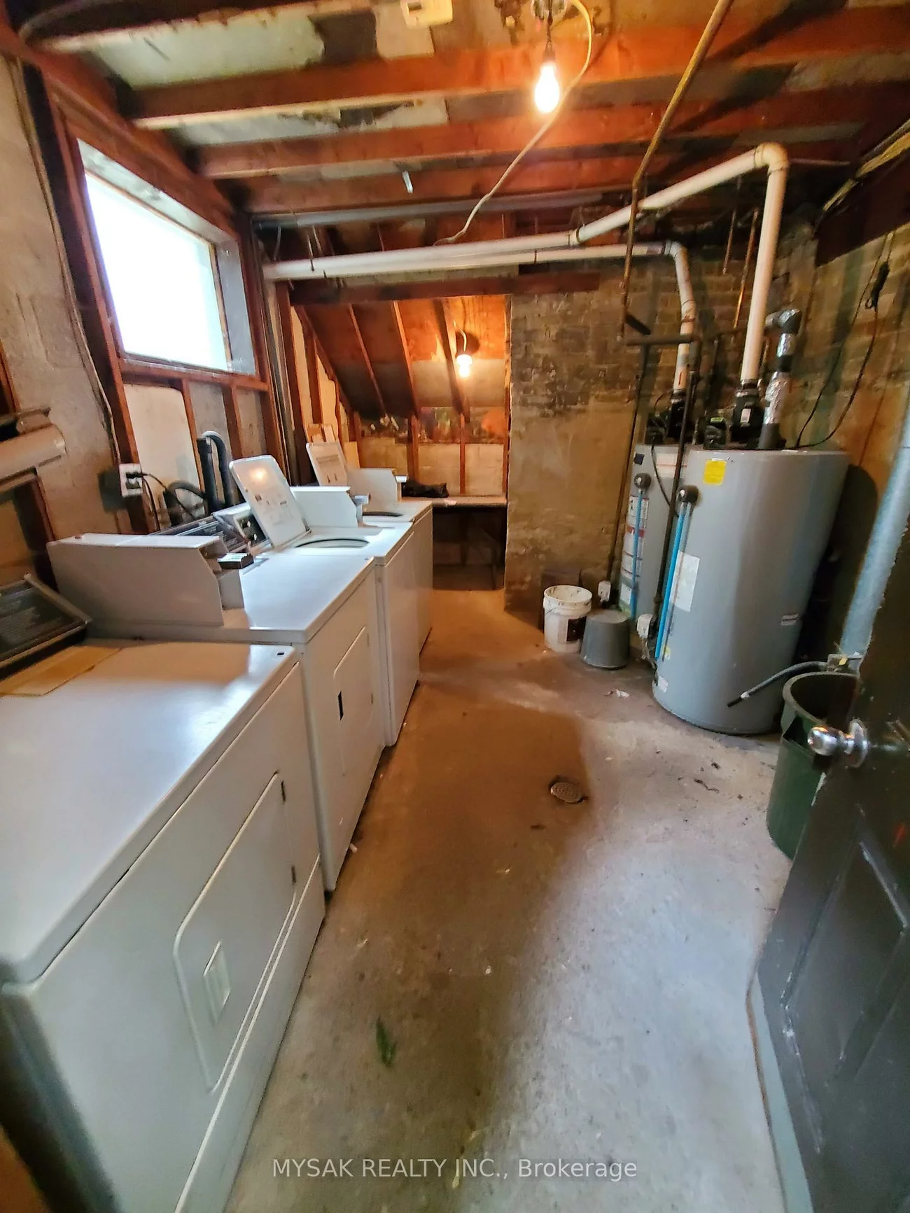 50-52, Dundonald, Church-Yonge Corridor, Toronto