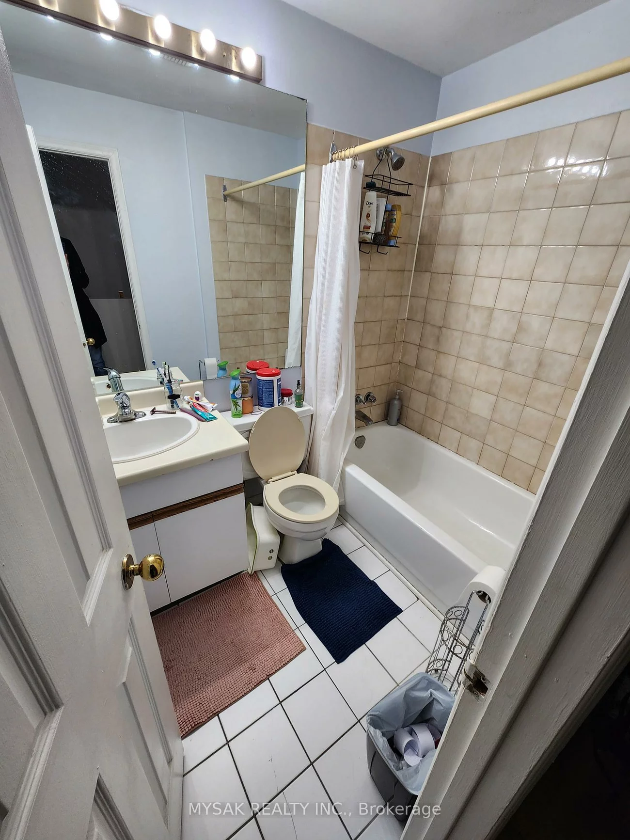 50, Dundonald, Church-Yonge Corridor, Toronto