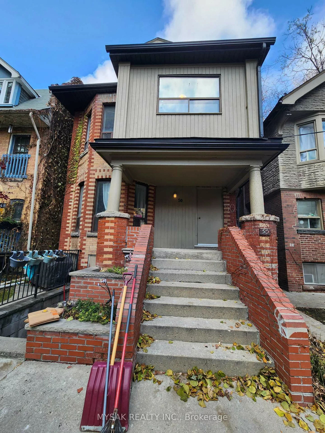 50, Dundonald, Church-Yonge Corridor, Toronto