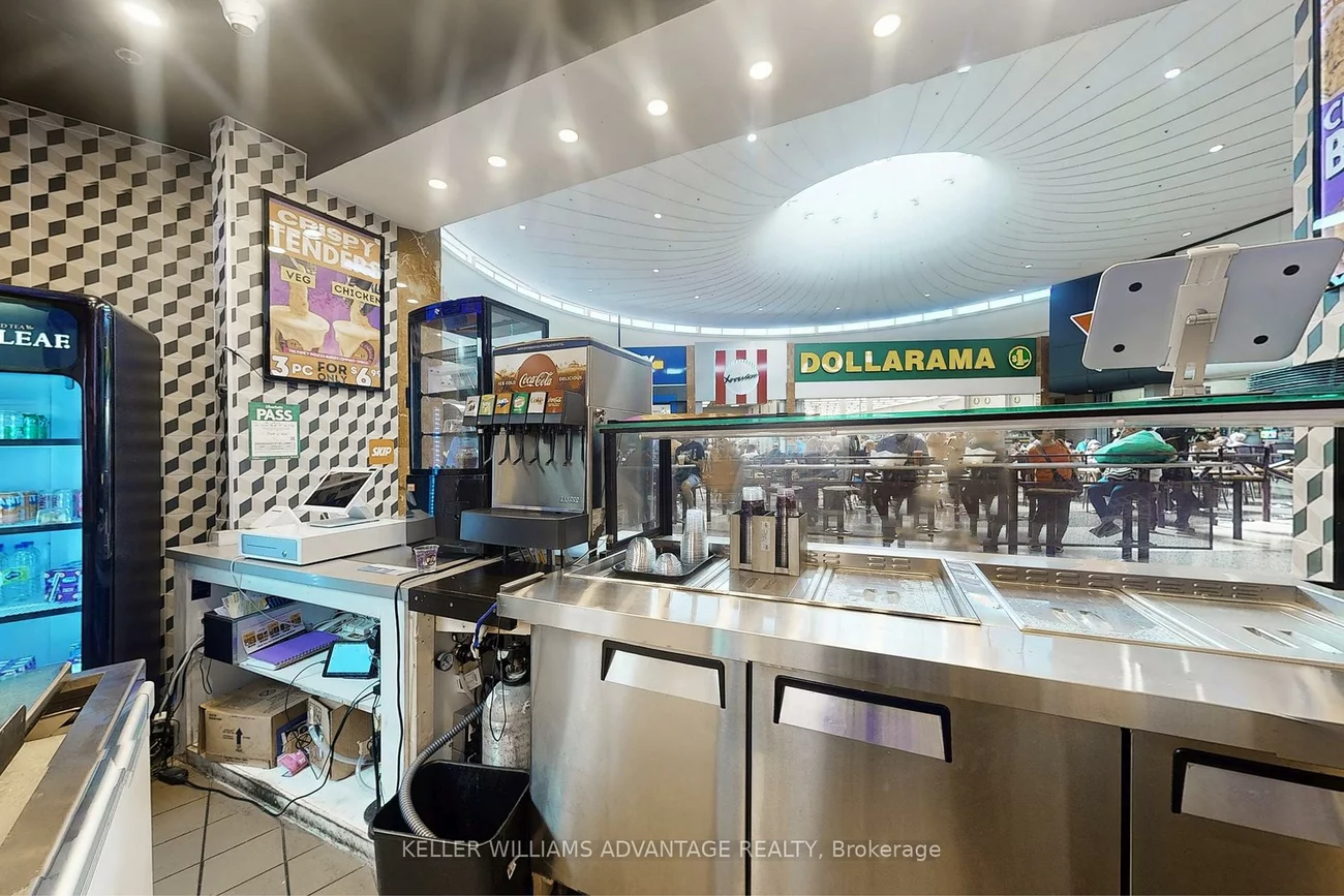 6464, Yonge, Newtonbrook West, Toronto