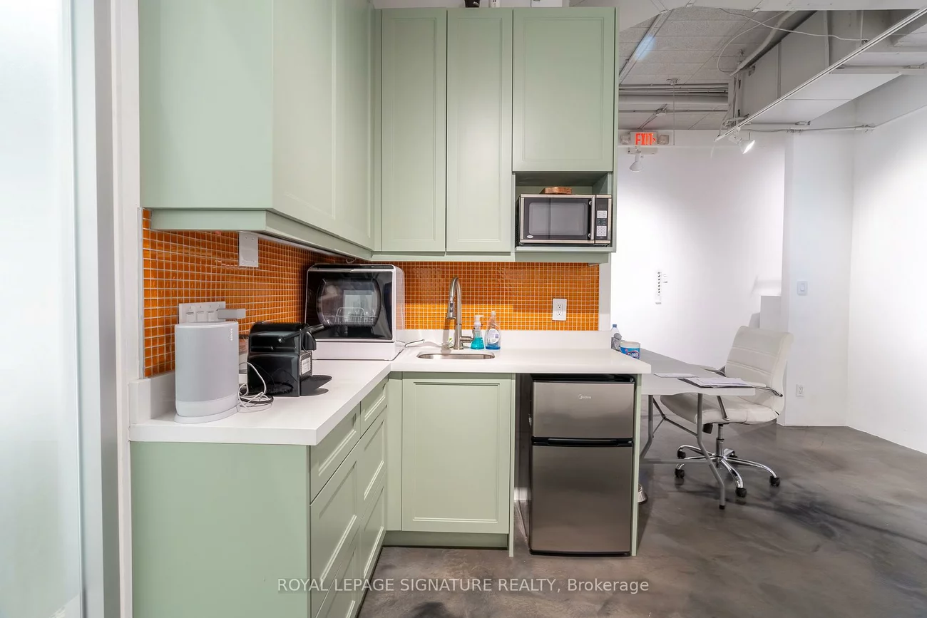 214, Avenue, Annex, Toronto