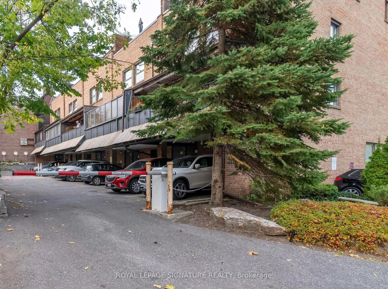 214, Avenue, Annex, Toronto