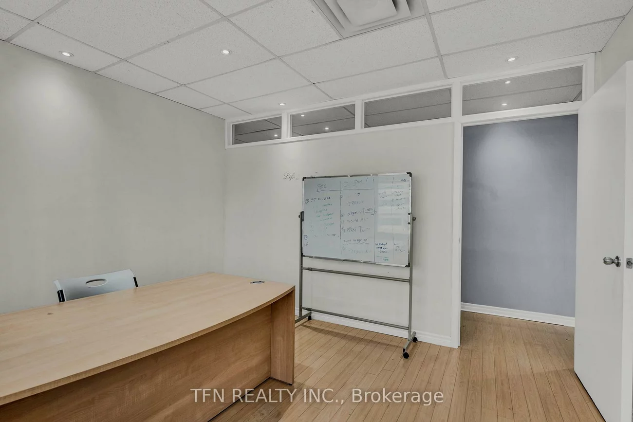 255, Duncan Mill, St. Andrew-Windfields, Toronto