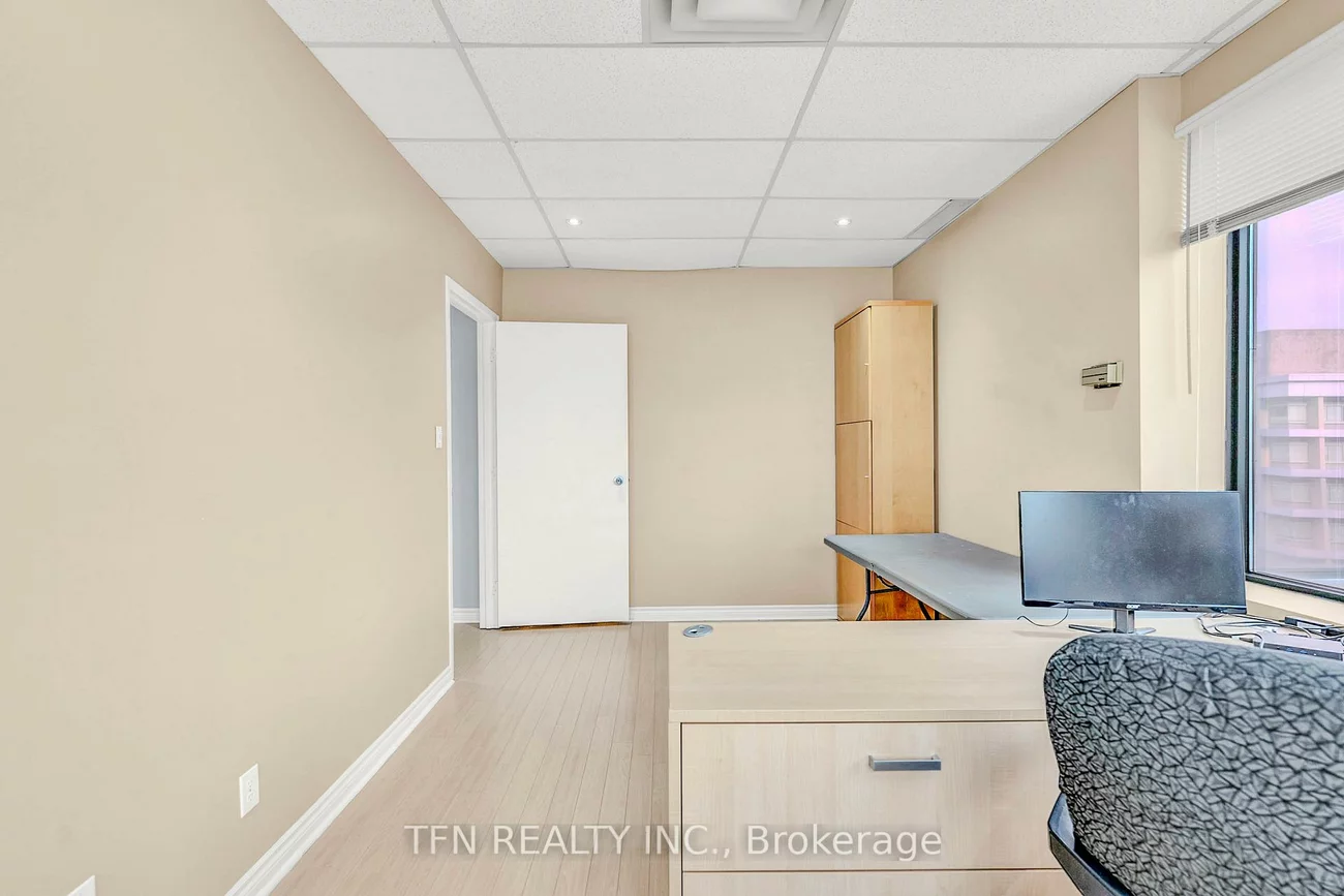 255, Duncan Mill, St. Andrew-Windfields, Toronto