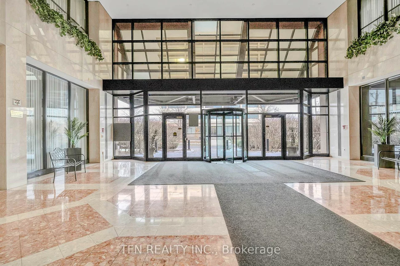 255, Duncan Mill, St. Andrew-Windfields, Toronto